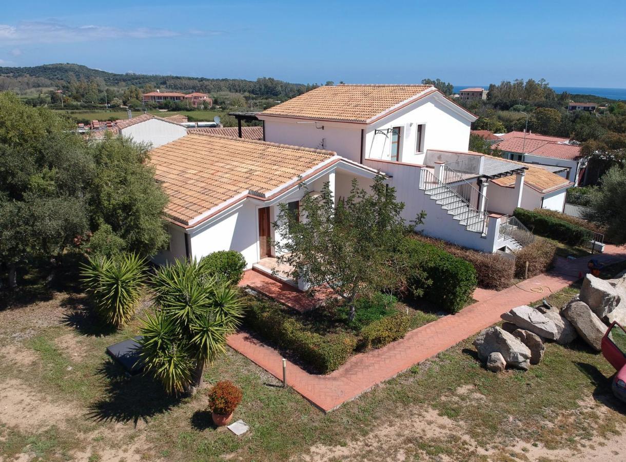I Girasoli Bari Sardo Exterior photo