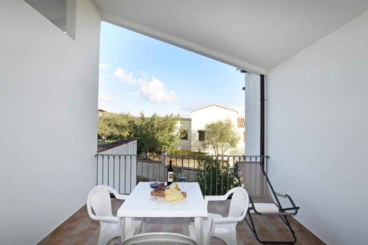 I Girasoli Bari Sardo Exterior photo